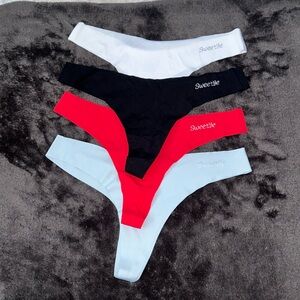 Silky and soft bundle of Sexy 🫦 Chones